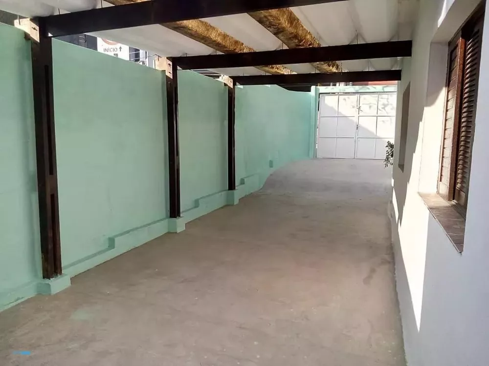 Casa à venda com 2 quartos, 110m² - Foto 5