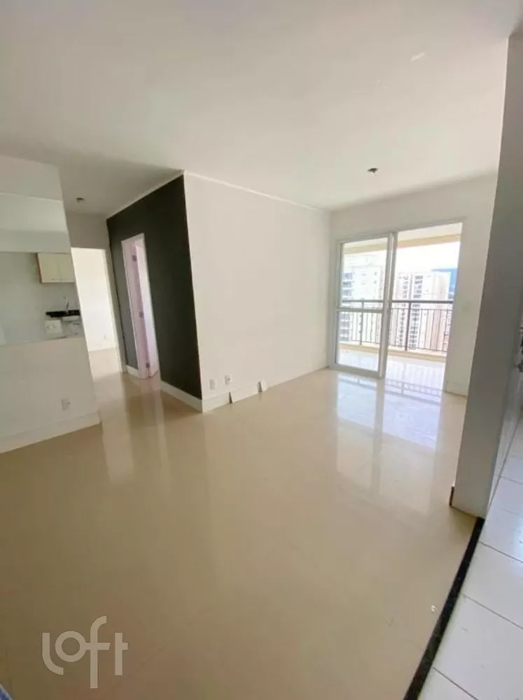 Apartamento à venda com 2 quartos, 65m² - Foto 1