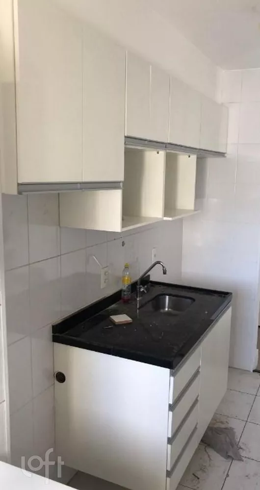 Apartamento à venda com 2 quartos, 65m² - Foto 4