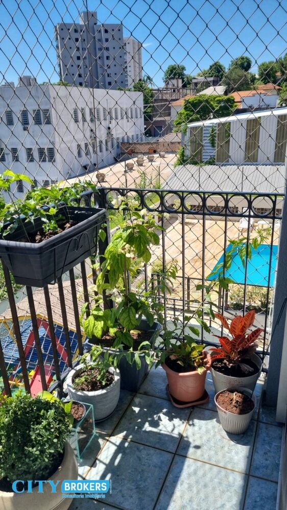 Apartamento à venda com 2 quartos, 60m² - Foto 2
