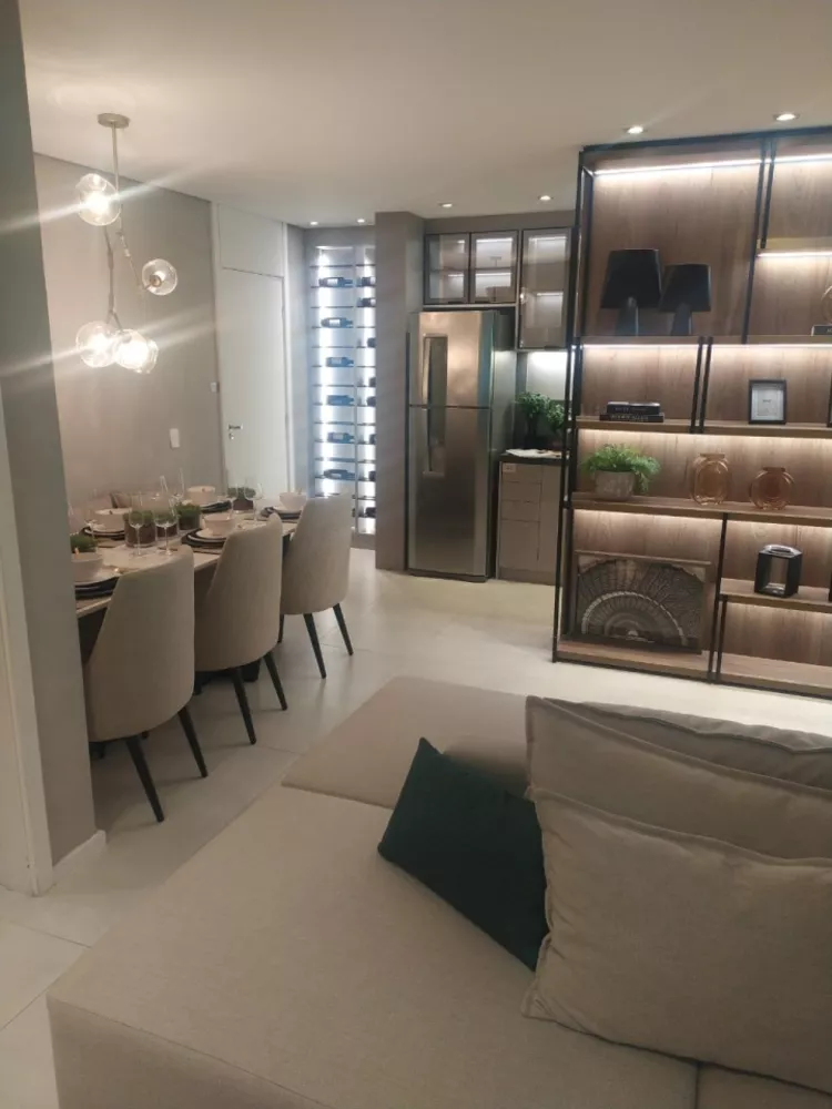 Apartamento à venda com 2 quartos, 61m² - Foto 4