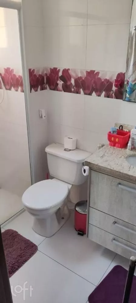 Apartamento à venda com 2 quartos, 70m² - Foto 4