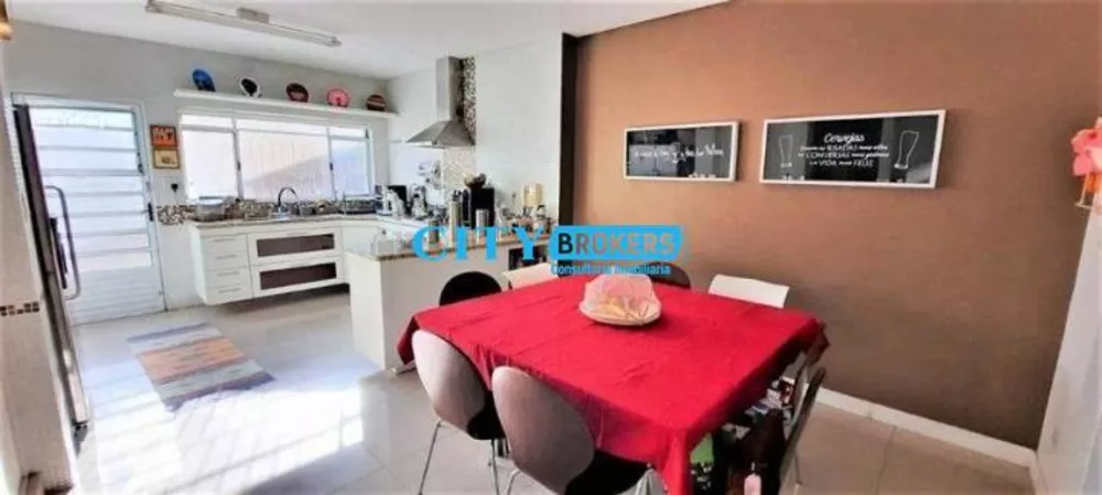 Sobrado à venda com 5 quartos, 260m² - Foto 3