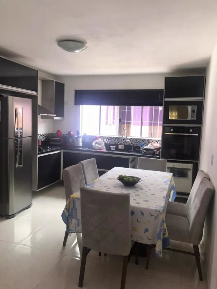 Sobrado à venda com 2 quartos, 115m² - Foto 4