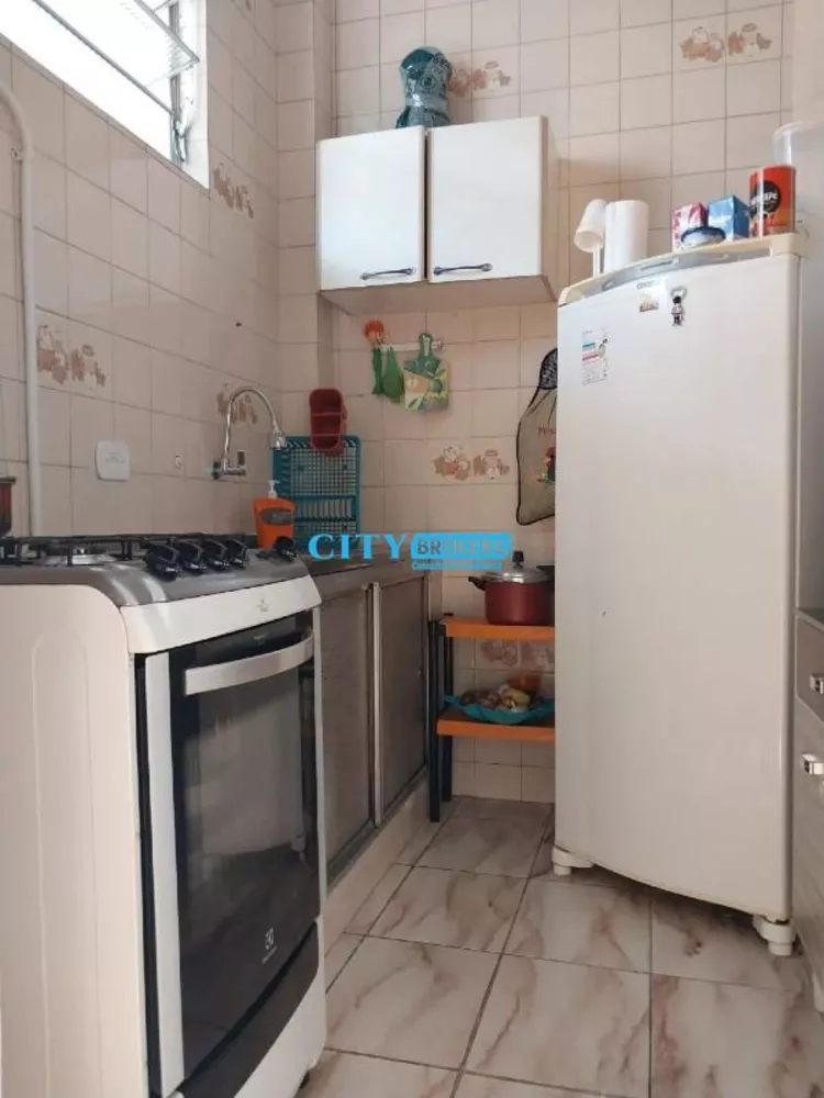 Apartamento à venda com 1 quarto, 42m² - Foto 3