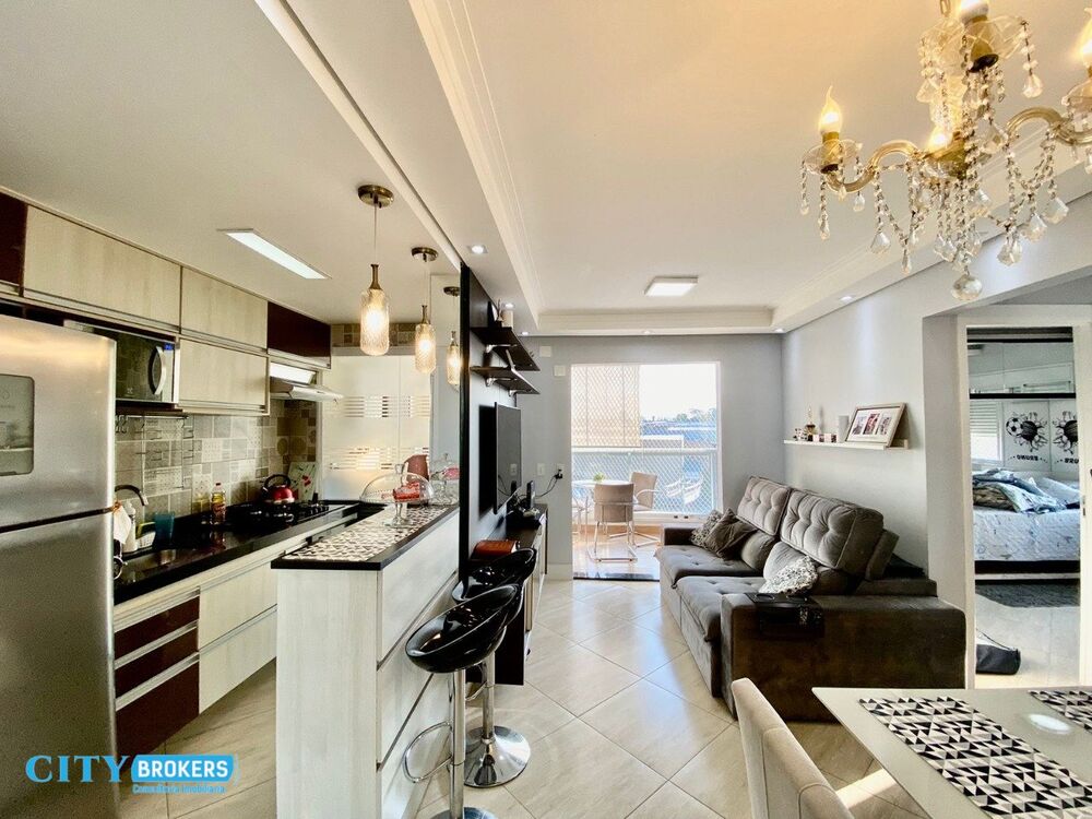 Apartamento à venda com 2 quartos, 61m² - Foto 1