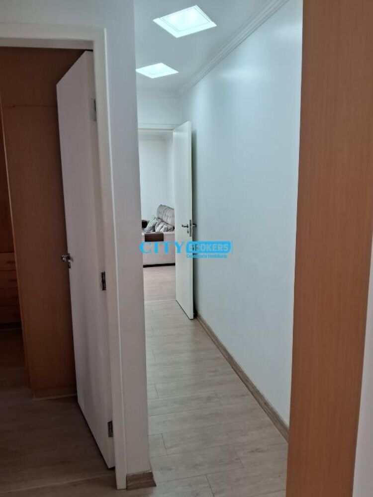 Apartamento à venda com 2 quartos, 62m² - Foto 11