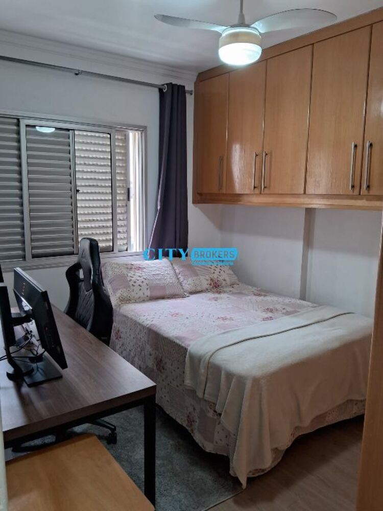 Apartamento à venda com 2 quartos, 62m² - Foto 13