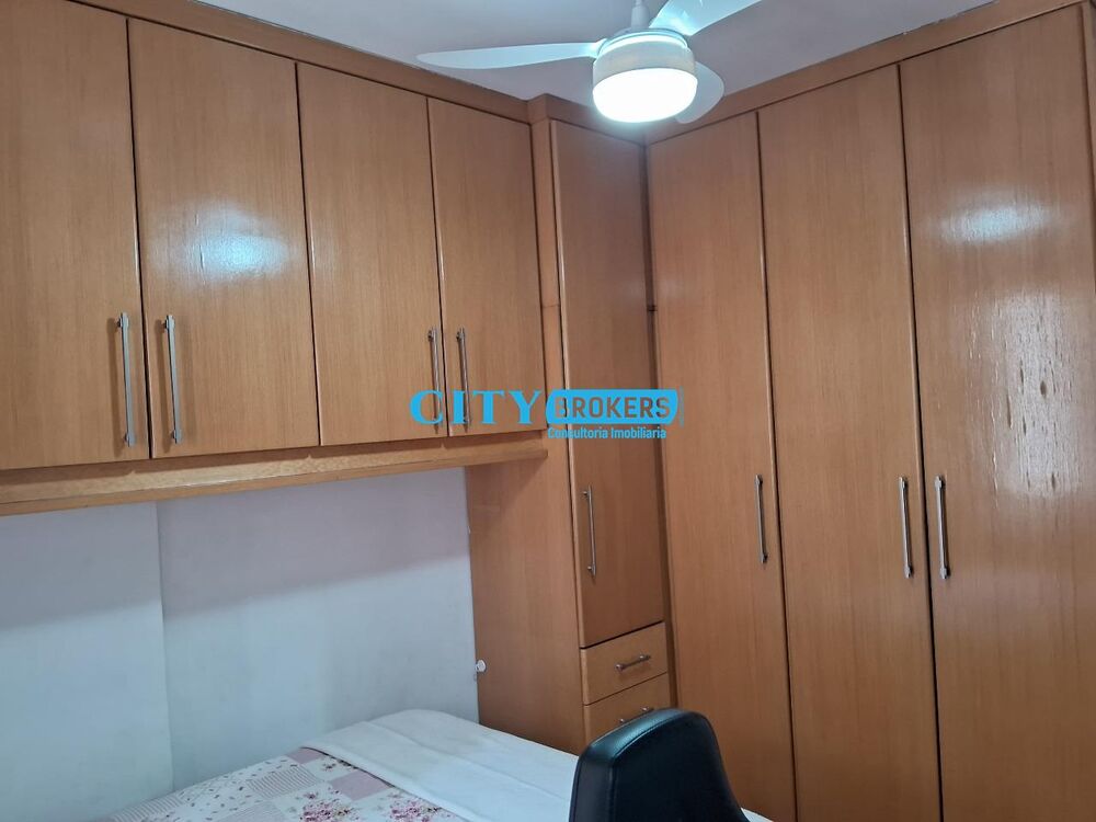 Apartamento à venda com 2 quartos, 62m² - Foto 12