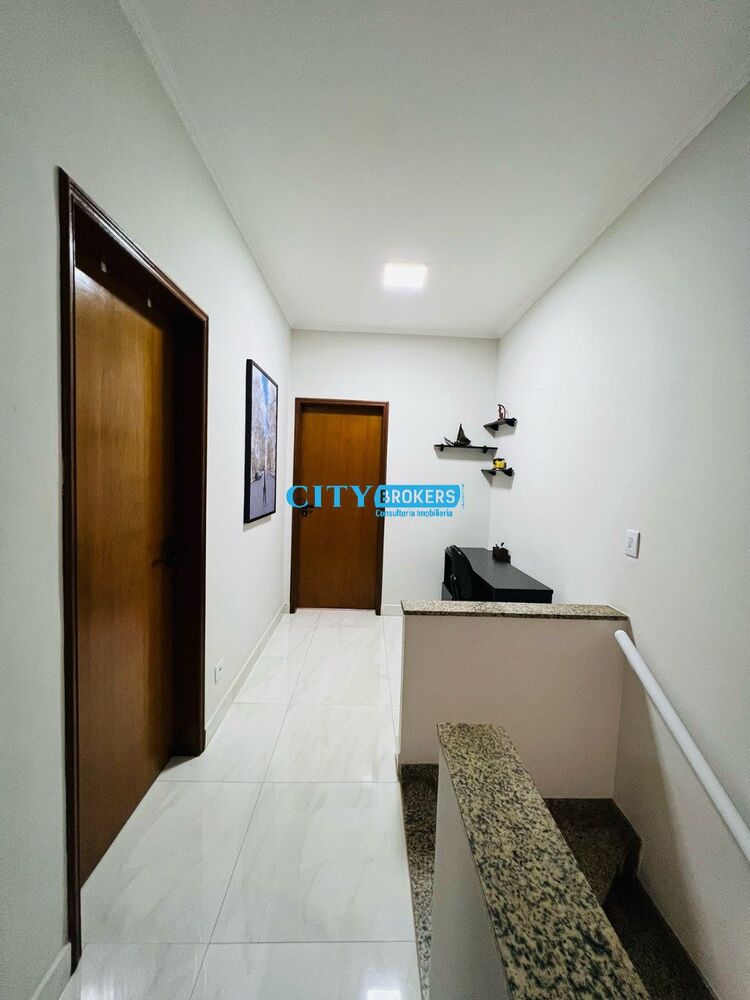 Sobrado à venda e aluguel com 3 quartos, 200m² - Foto 18