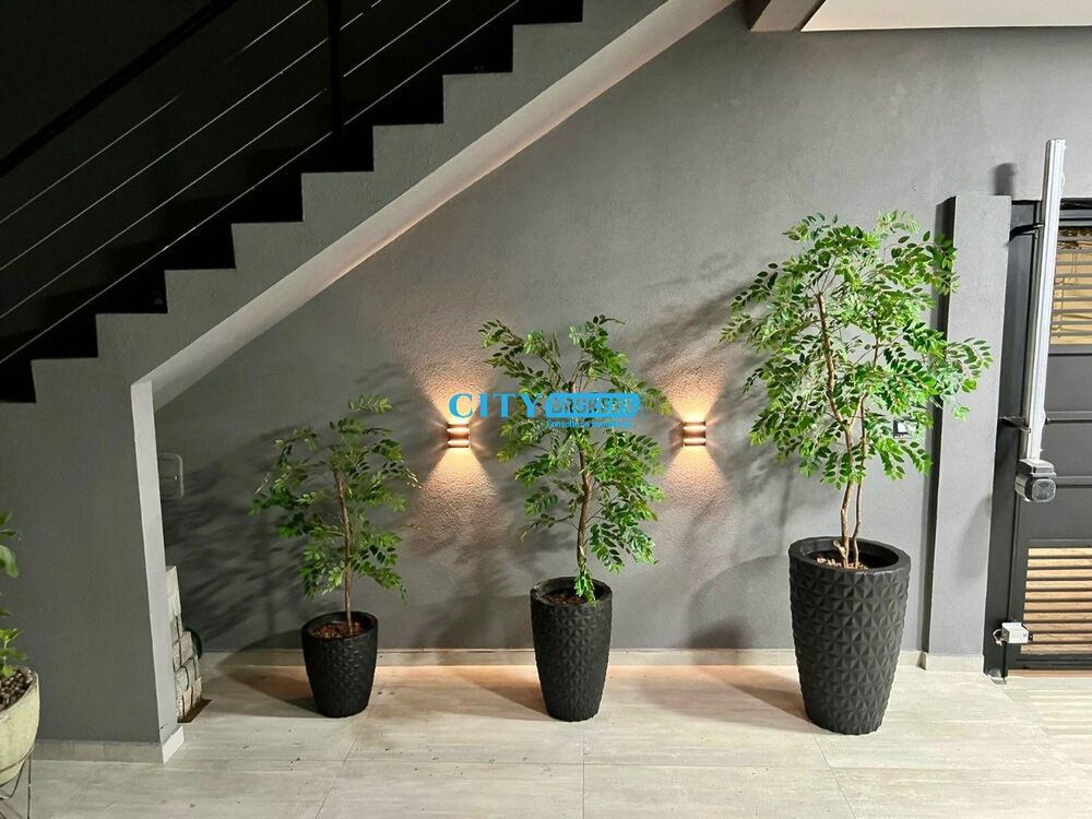 Sobrado à venda e aluguel com 3 quartos, 200m² - Foto 25