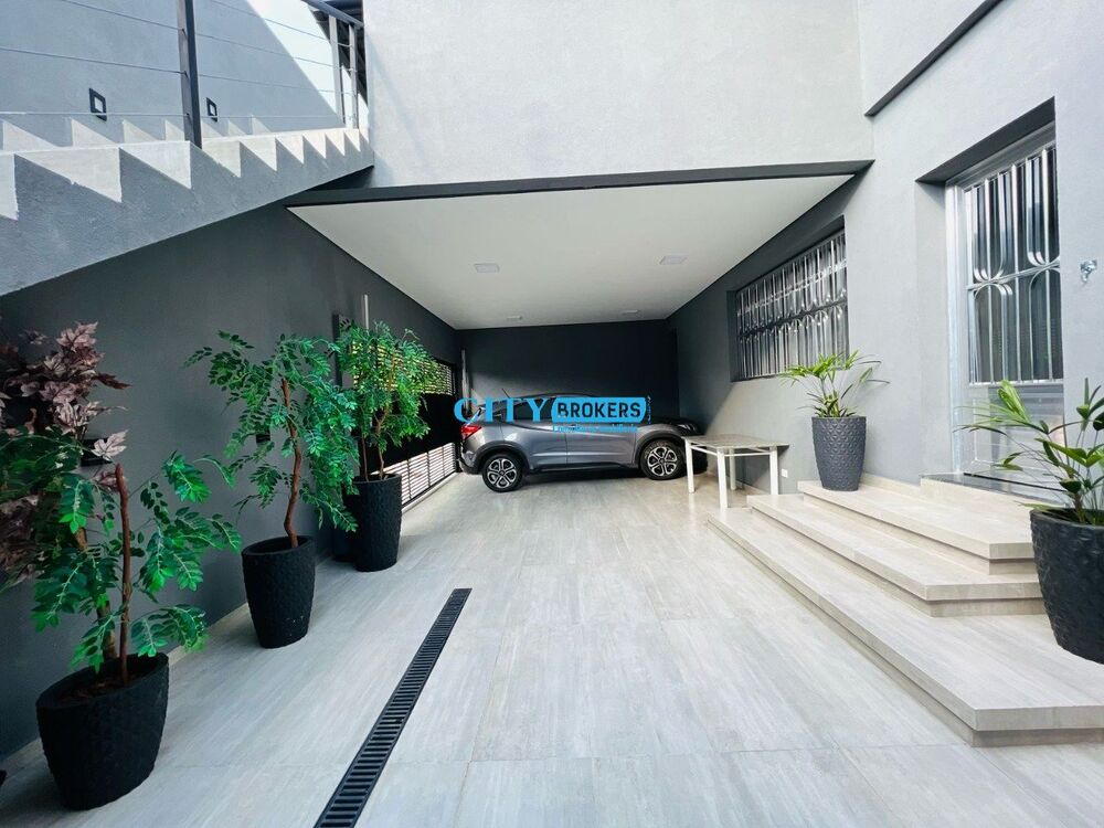 Sobrado à venda e aluguel com 3 quartos, 200m² - Foto 4