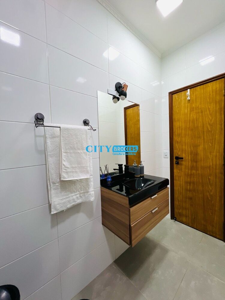 Sobrado à venda e aluguel com 3 quartos, 200m² - Foto 28