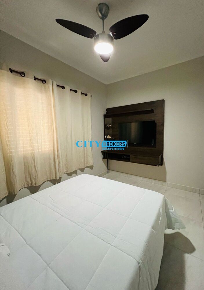 Sobrado à venda e aluguel com 3 quartos, 200m² - Foto 14