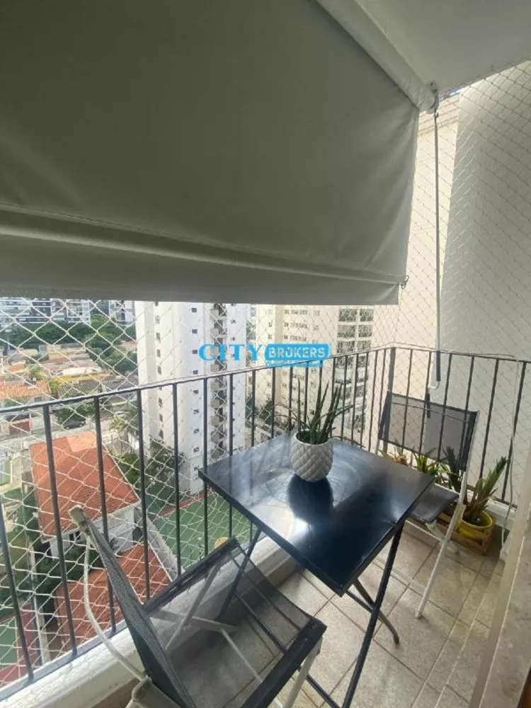 Apartamento à venda com 2 quartos, 70m² - Foto 3