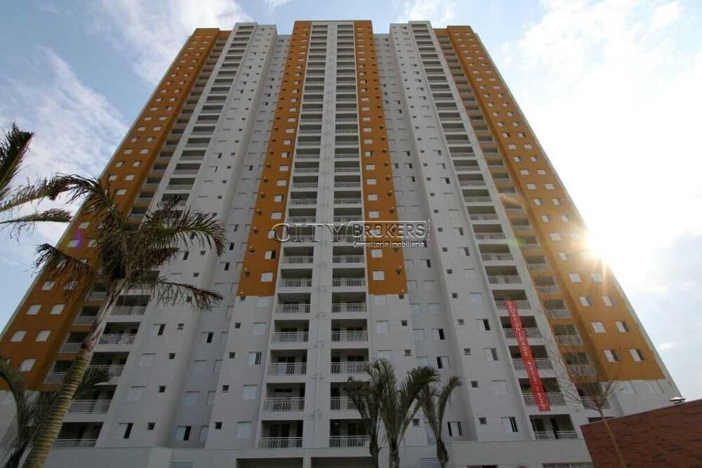 Apartamento à venda com 2 quartos, 62m² - Foto 1