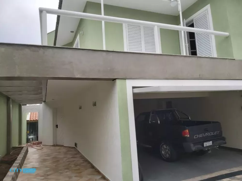 Sobrado à venda com 5 quartos, 650m² - Foto 3