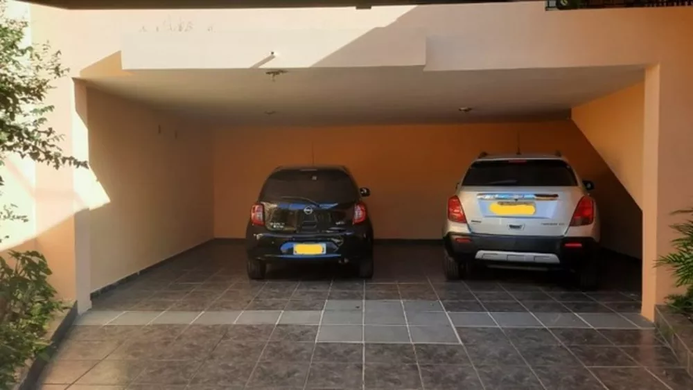 Sobrado à venda com 3 quartos, 200m² - Foto 4