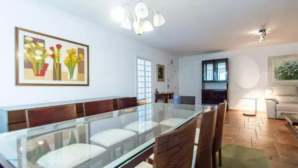 Apartamento à venda com 3 quartos, 135m² - Foto 4