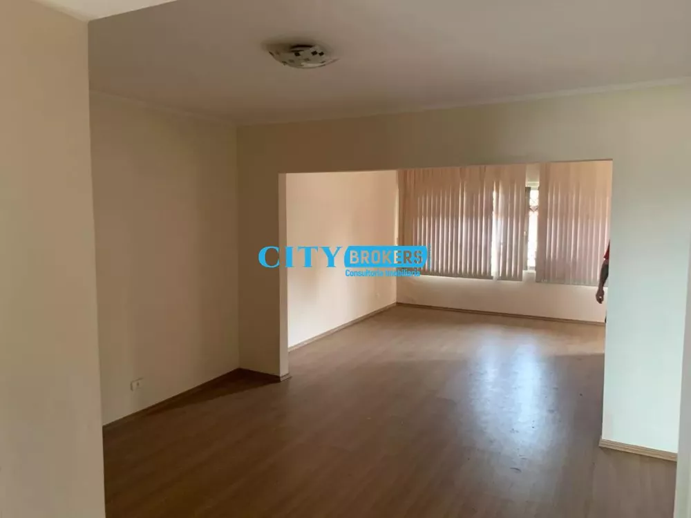 Sobrado à venda com 3 quartos, 283m² - Foto 1