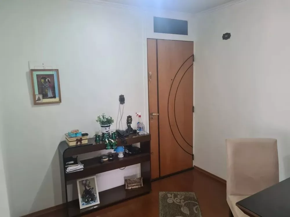 Apartamento à venda com 2 quartos, 61m² - Foto 4