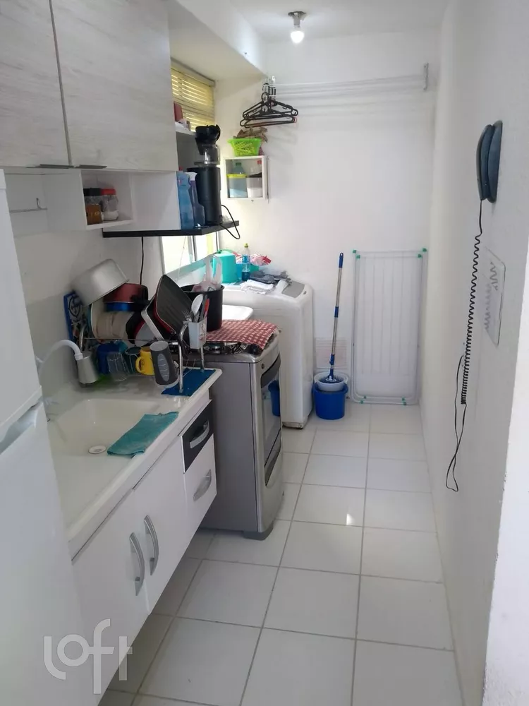 Apartamento à venda com 2 quartos, 38m² - Foto 3