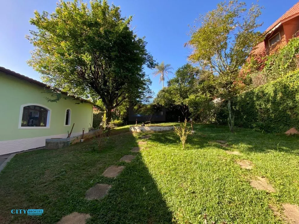 Casa de Condomínio à venda com 4 quartos, 490m² - Foto 6