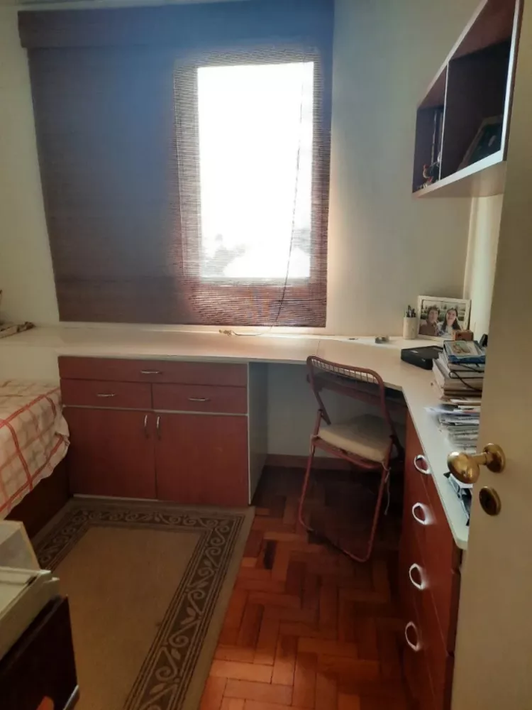 Apartamento à venda com 3 quartos, 125m² - Foto 4