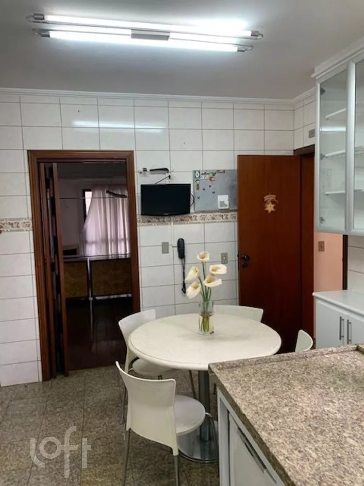 Apartamento à venda com 3 quartos, 161m² - Foto 6