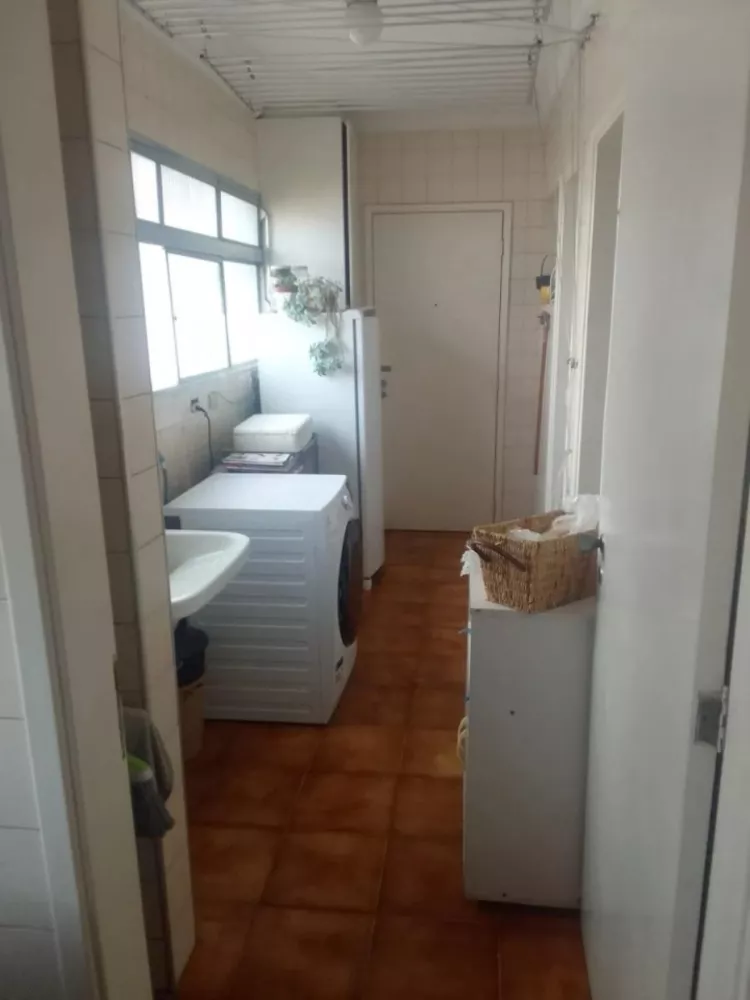 Apartamento à venda com 3 quartos, 150m² - Foto 4