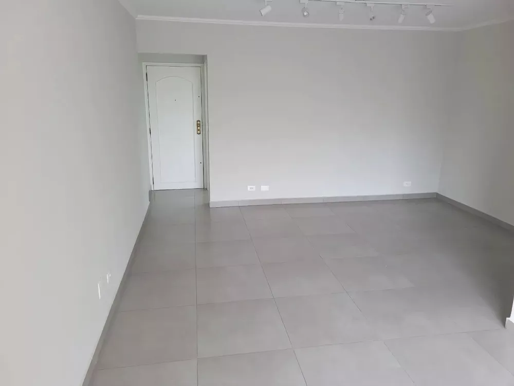 Apartamento à venda com 3 quartos, 94m² - Foto 1