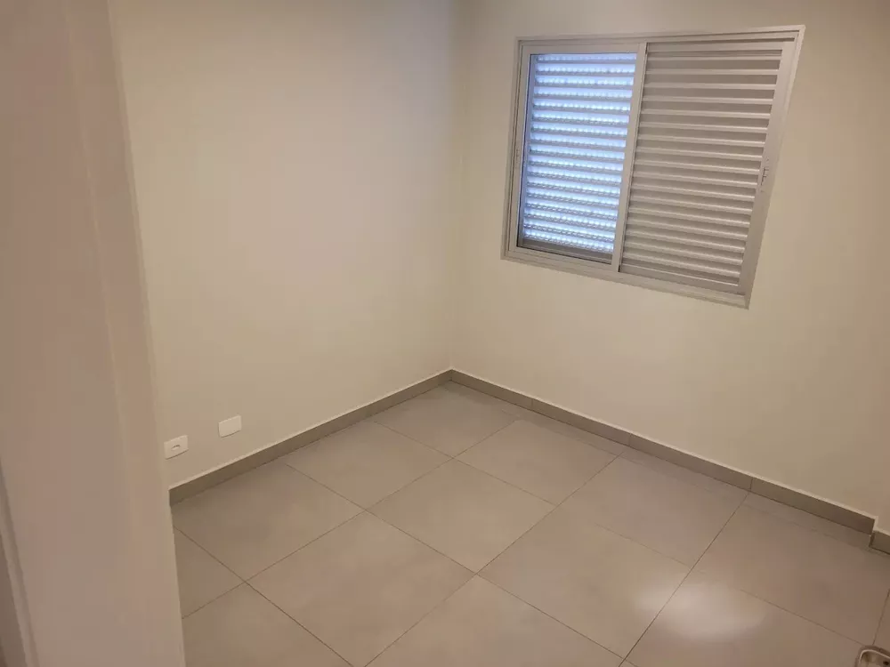 Apartamento à venda com 3 quartos, 94m² - Foto 6