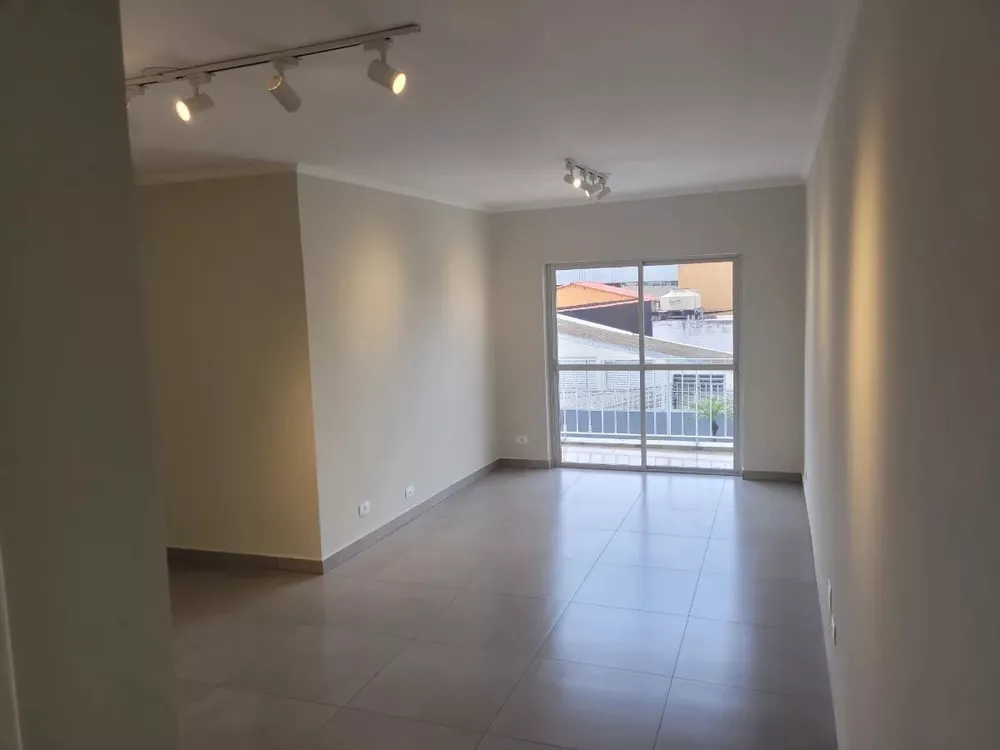 Apartamento à venda com 3 quartos, 94m² - Foto 7