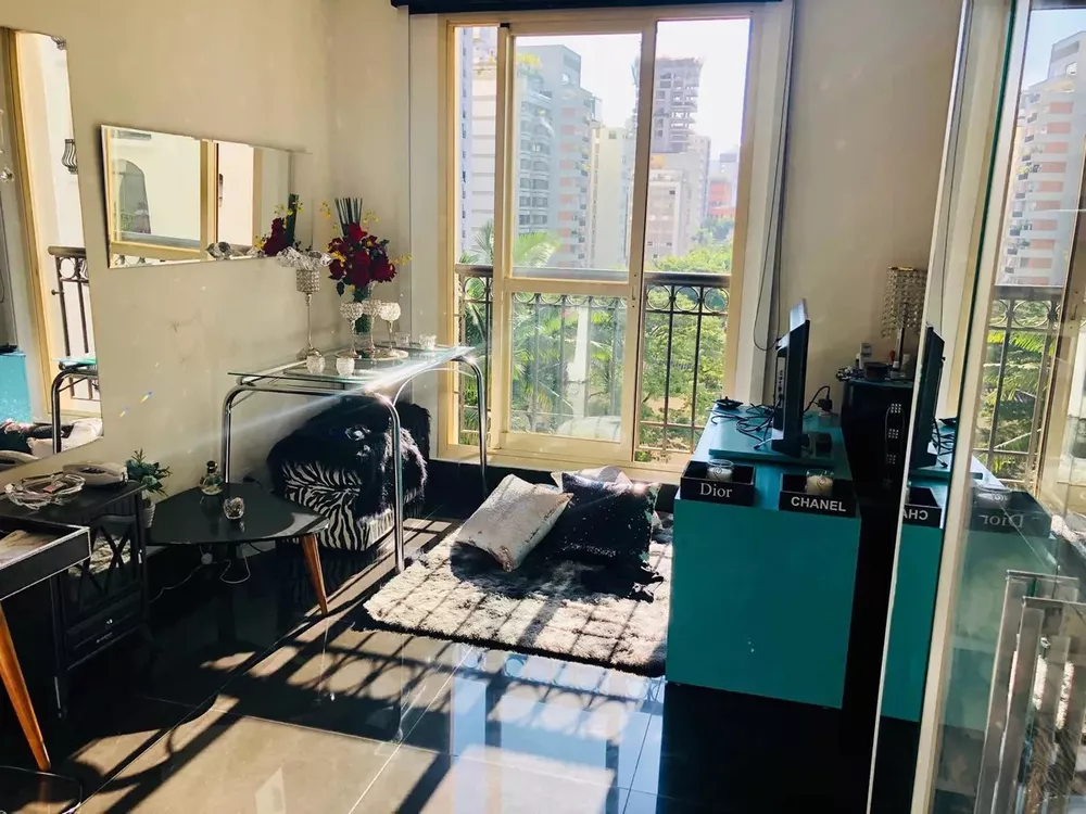 Apartamento à venda com 1 quarto, 32m² - Foto 1