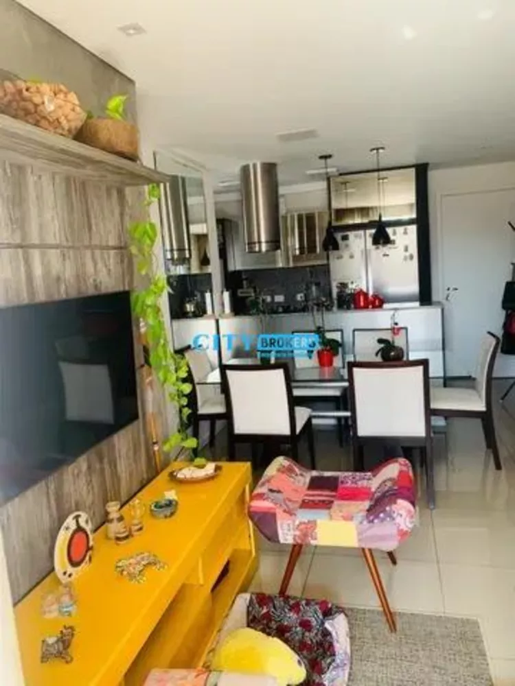 Apartamento à venda com 2 quartos, 58m² - Foto 1