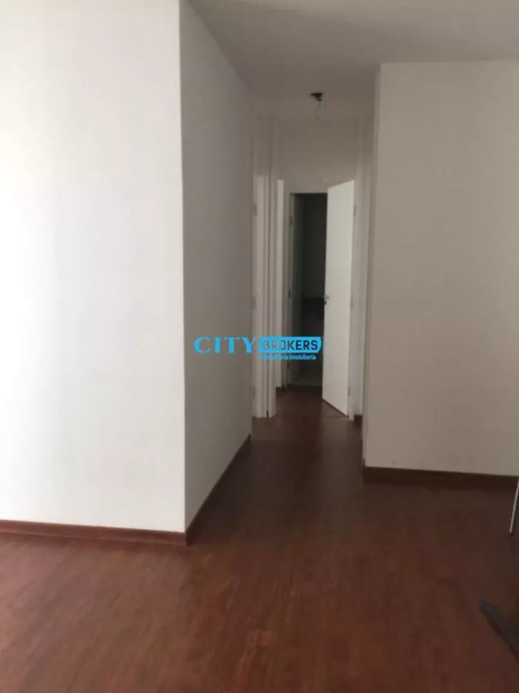 Apartamento à venda com 2 quartos, 60m² - Foto 4