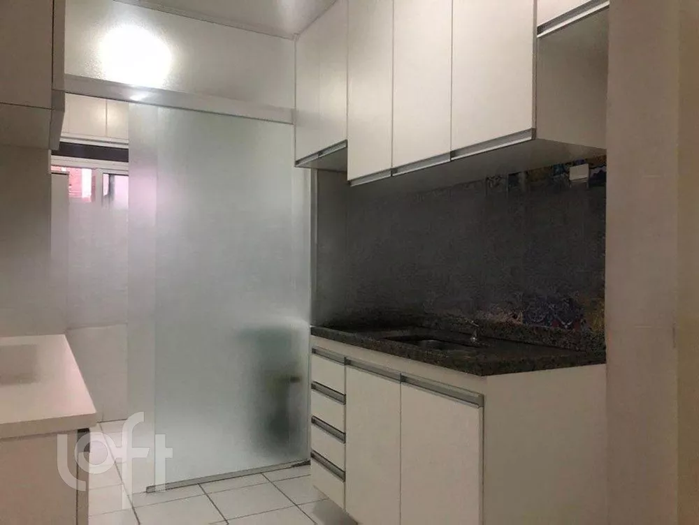 Apartamento à venda com 2 quartos, 58m² - Foto 4