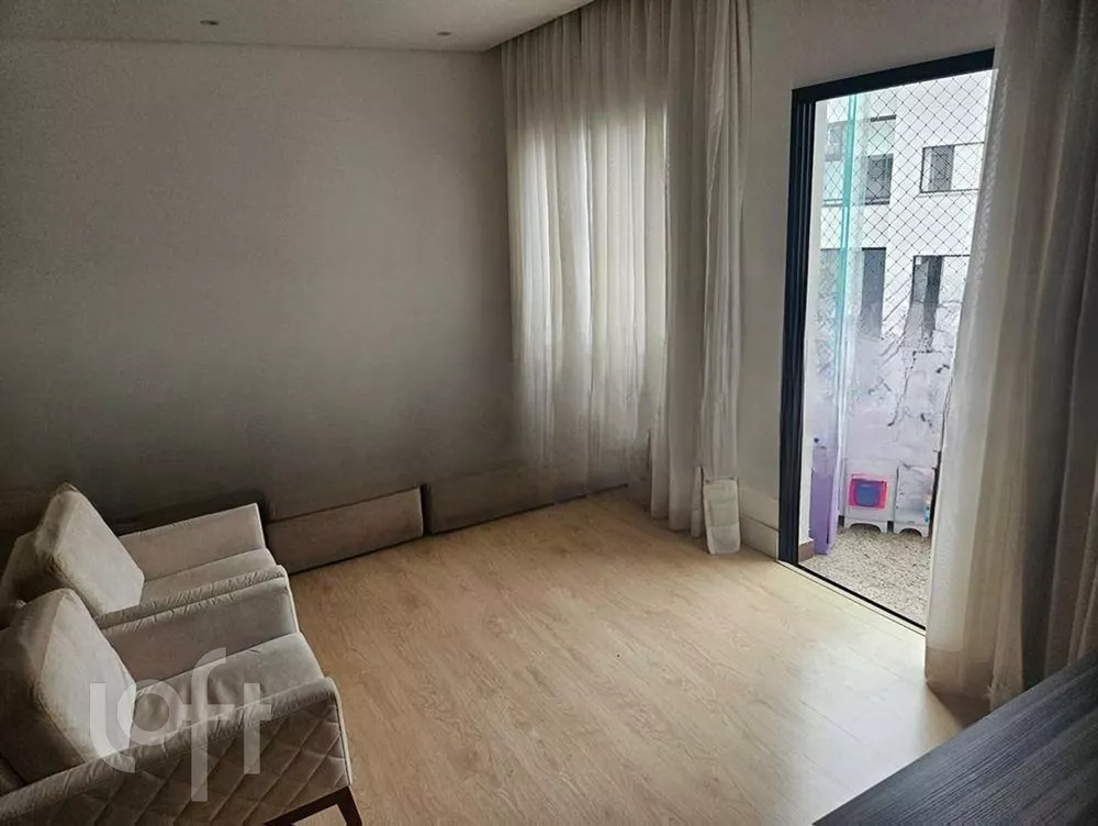 Apartamento à venda com 2 quartos, 74m² - Foto 2