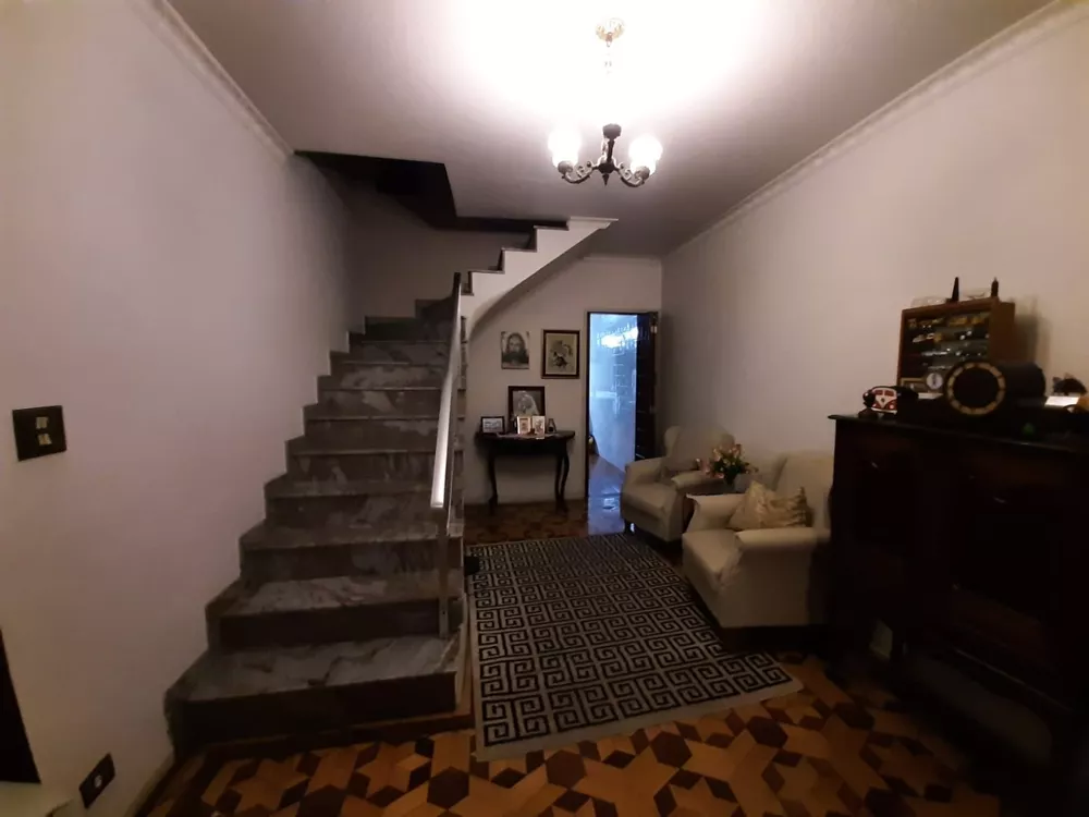 Casa à venda com 4 quartos, 300m² - Foto 4