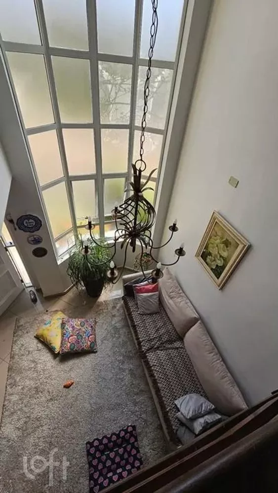 Casa à venda com 3 quartos, 130m² - Foto 2