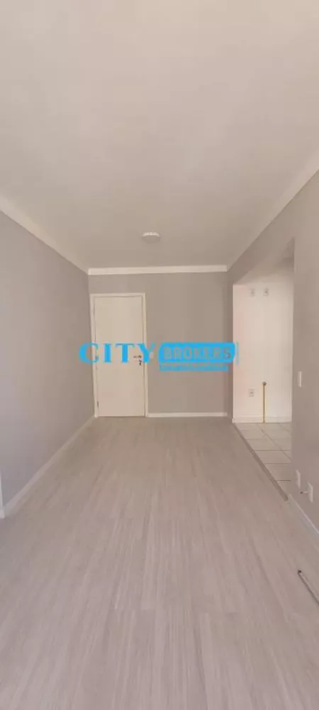 Apartamento à venda com 2 quartos, 60m² - Foto 5