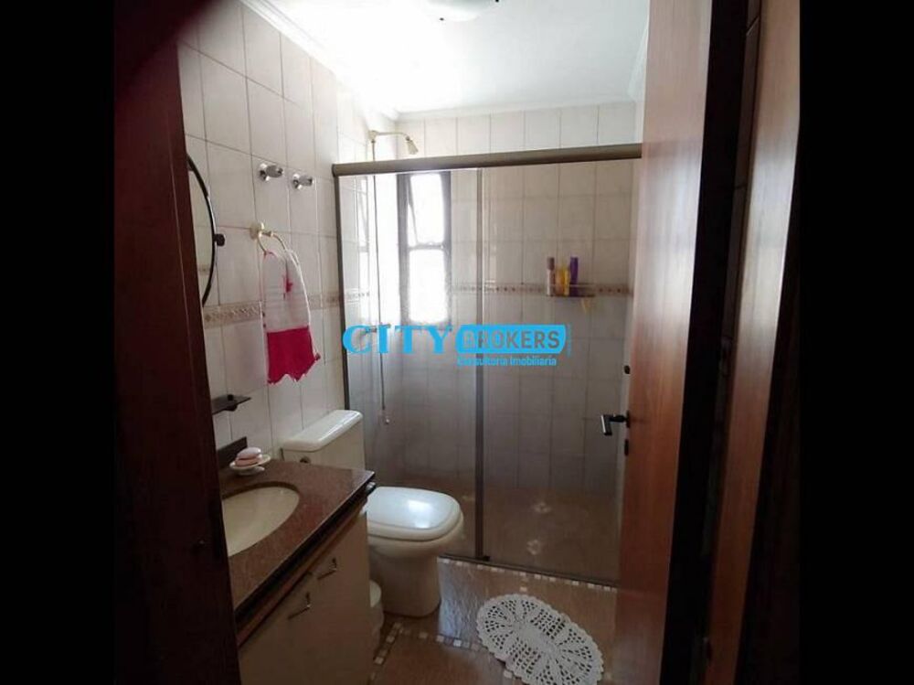 Apartamento à venda com 3 quartos, 135m² - Foto 11
