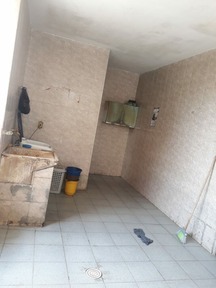 Casa à venda com 2 quartos, 198m² - Foto 2