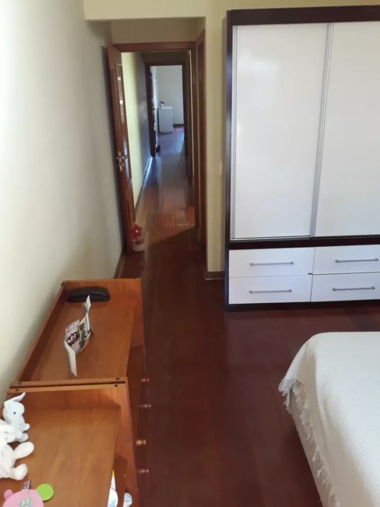 Sobrado à venda com 3 quartos, 200m² - Foto 8