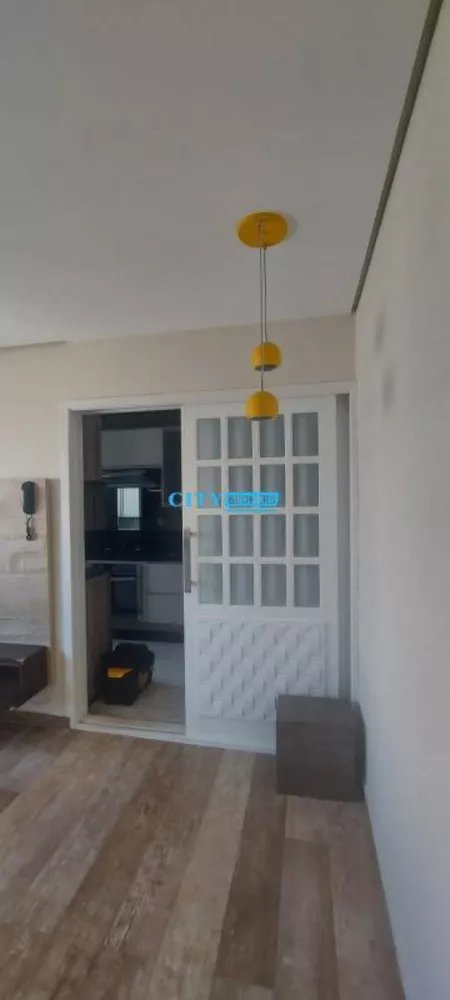 Apartamento à venda com 2 quartos, 43m² - Foto 1