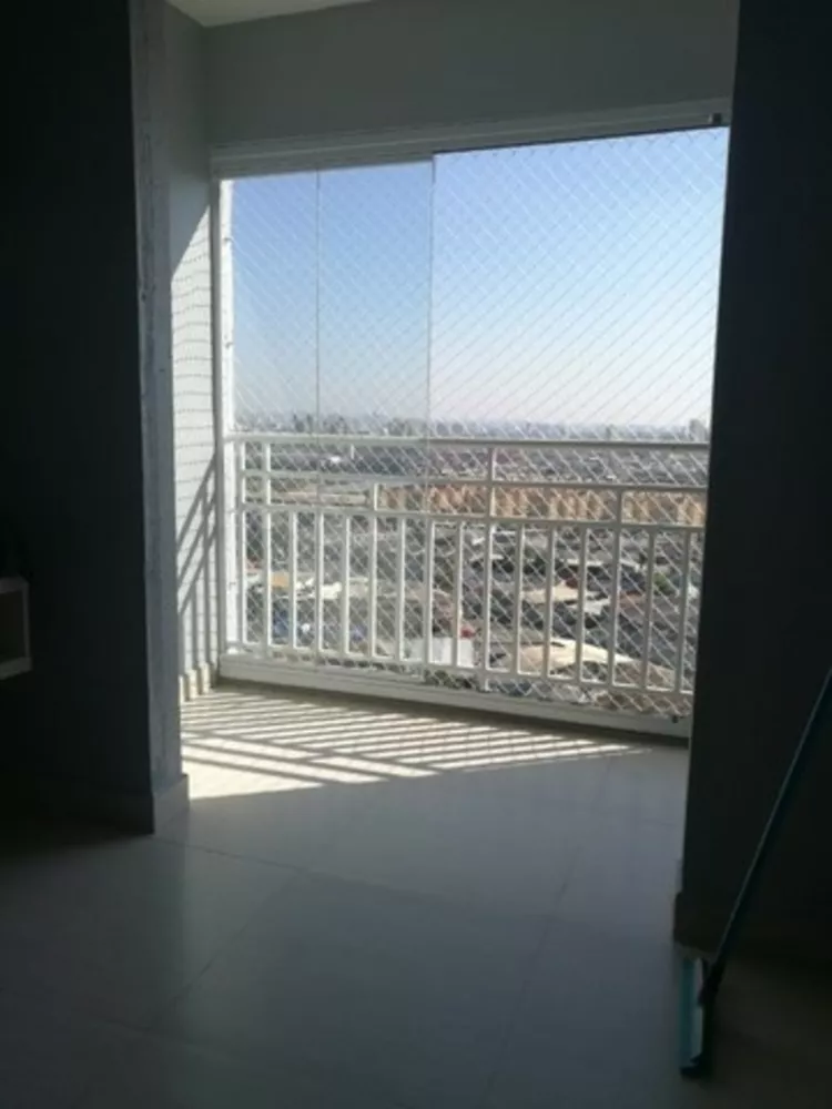 Apartamento à venda com 3 quartos, 65m² - Foto 2