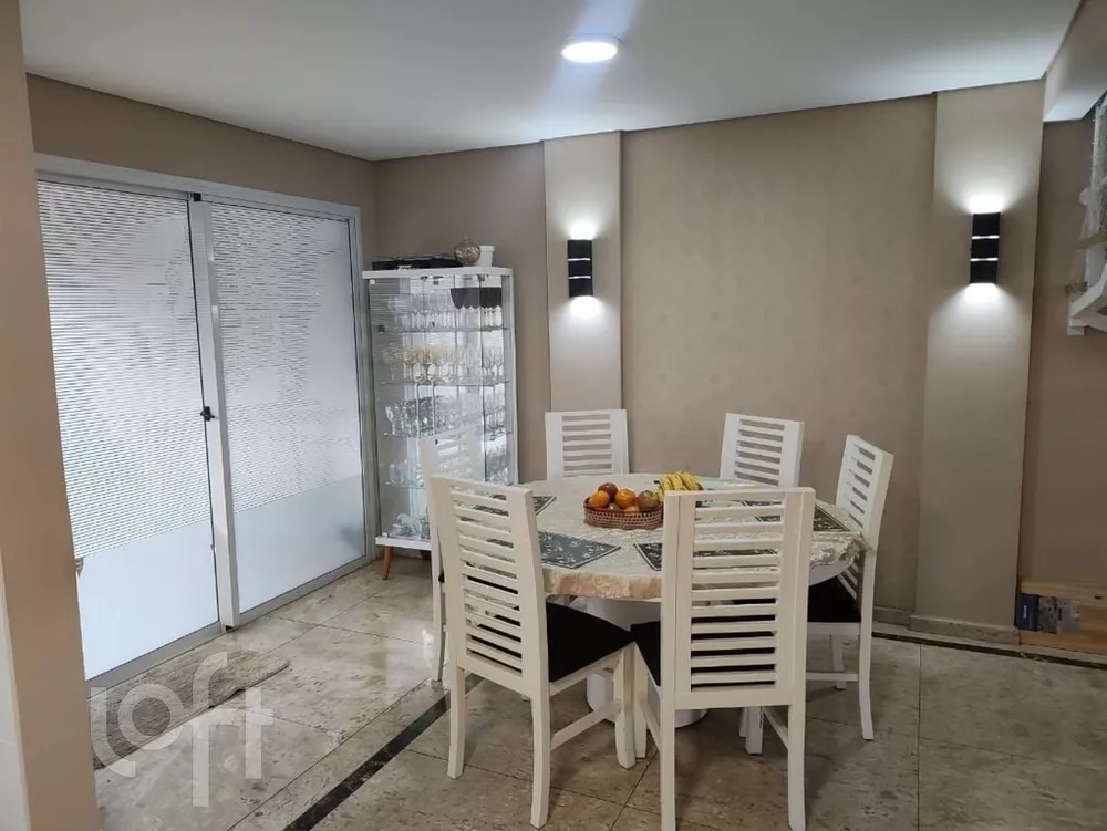 Casa à venda com 3 quartos, 100m² - Foto 4