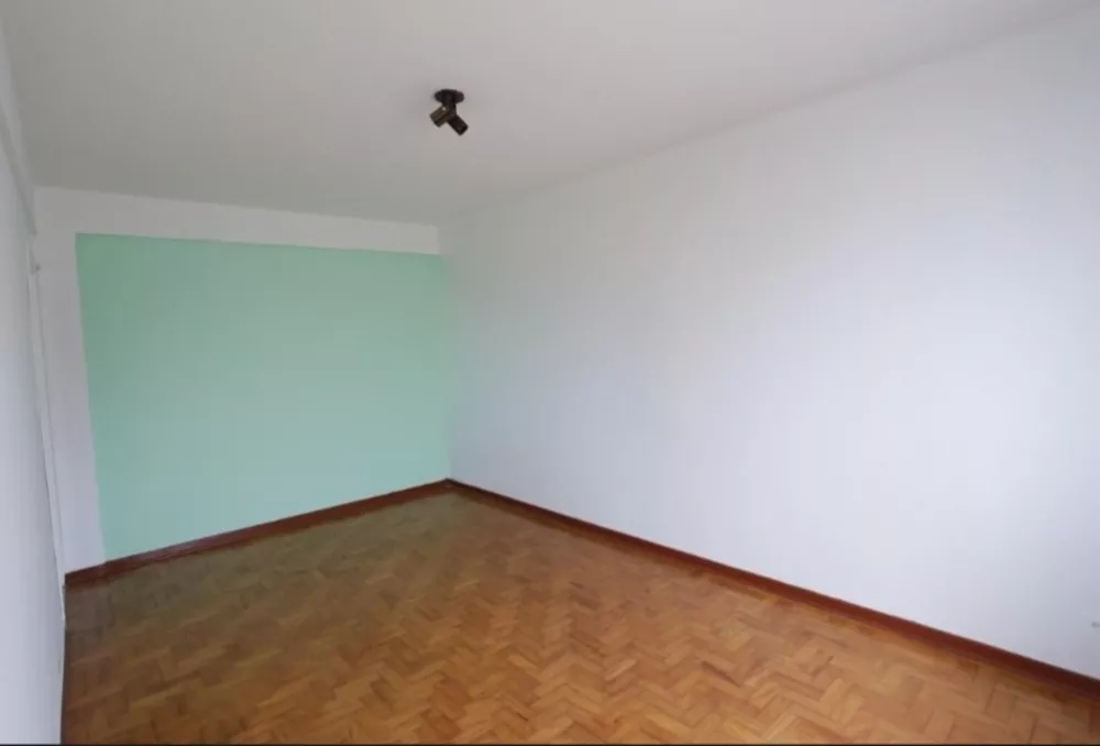 Apartamento à venda com 2 quartos, 61m² - Foto 2