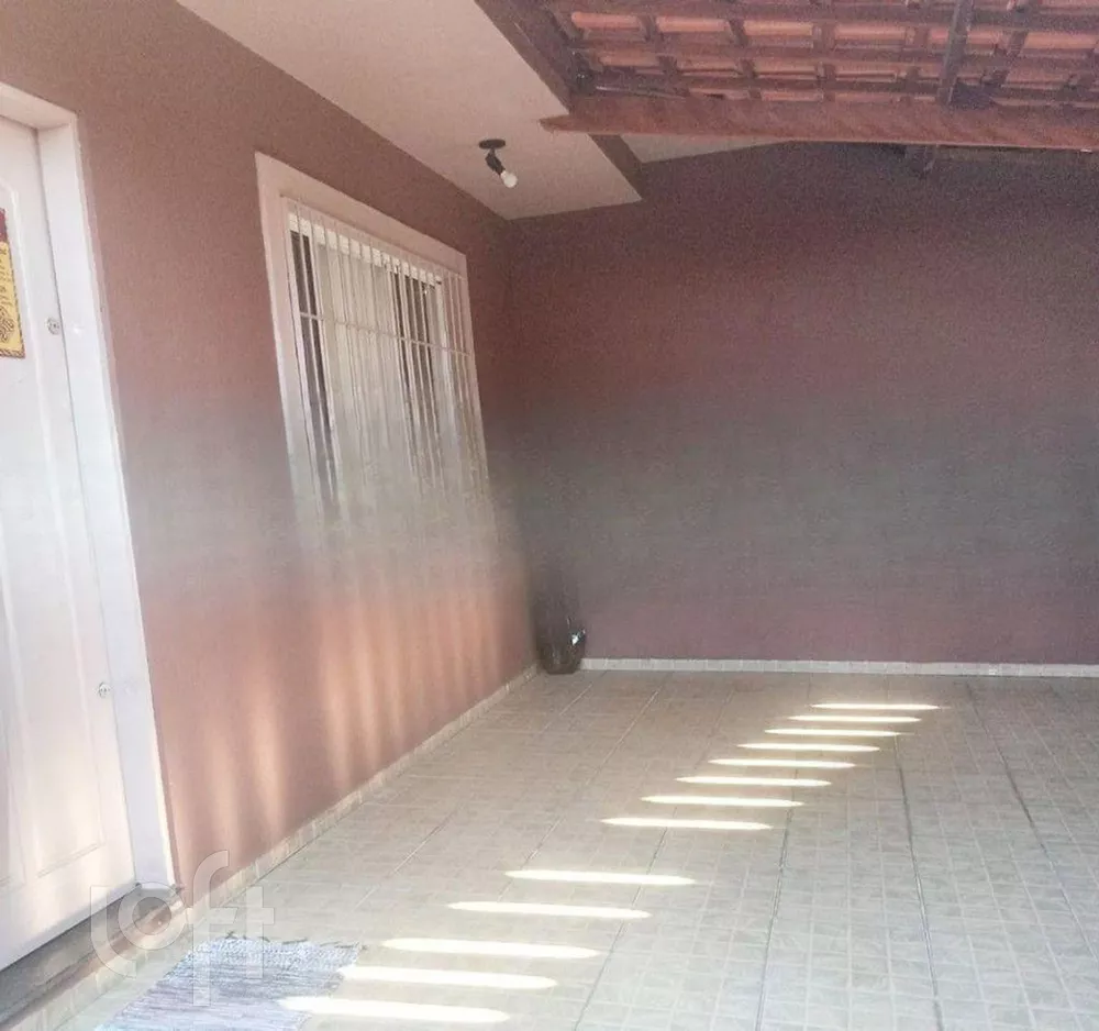 Casa à venda com 3 quartos, 93m² - Foto 3