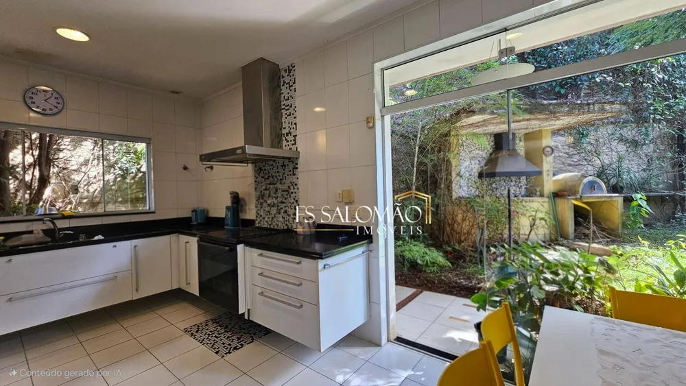 Casa, 4 quartos, 285 m² - Foto 1